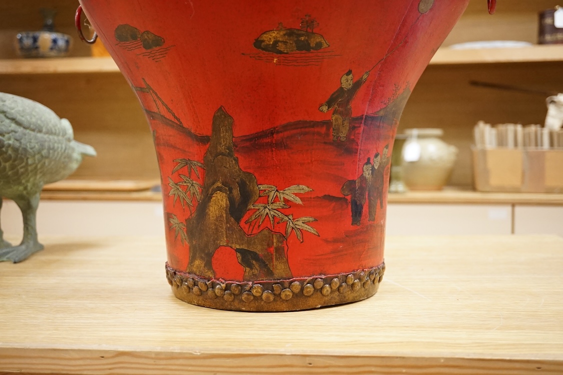 A Chinese red lacquer drum, 39.5cm